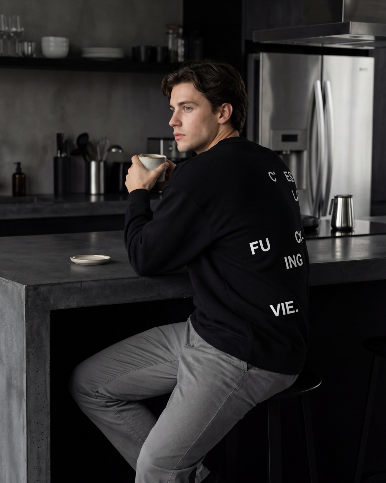CA VA® - ZWARTE LONGSLEEVE C'EST LA FUCKING VIE